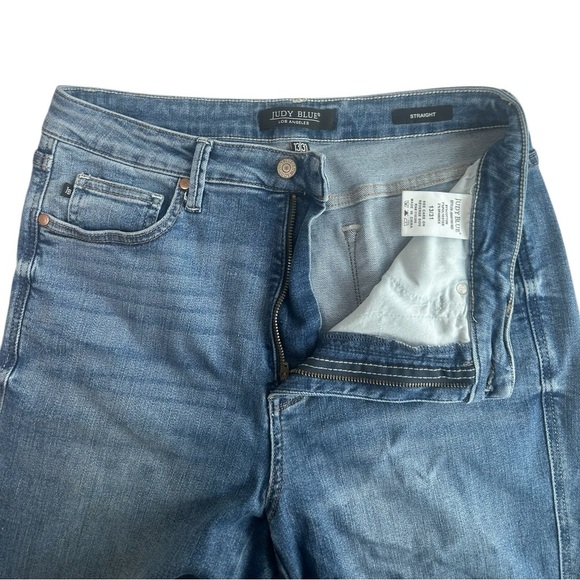 Judy Blue Women's High-Rise Tummy Control Destroyed Knee Straight Jeans Size 31 - Picture 3 of 11